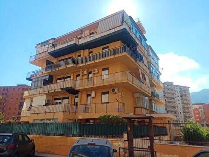 Appartamento bilocale in affitto in Via Sagittario, Guadagna, Palermo
