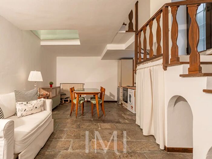 Appartamento bilocale in vendita in Corso San Gottardo, Milano