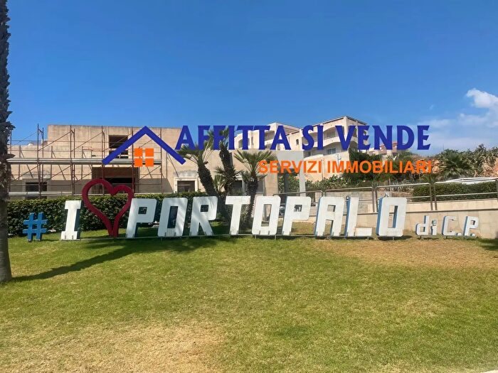 Casa con 5 locali in vendita in Via Europa, Portopalo Di Capo Passero