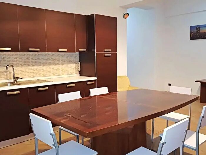 Appartamento trilocale in vendita in Castelfranco Di Sotto