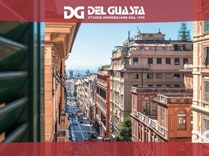 Appartamento con 6 locali in affitto in Via Assarotti, Centro Città, Genova
