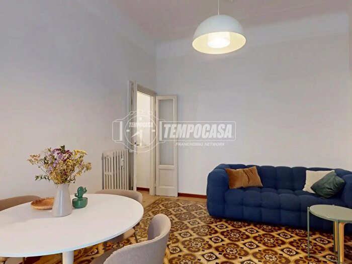 Appartamento bilocale in vendita in Via Caracciolo, Milano