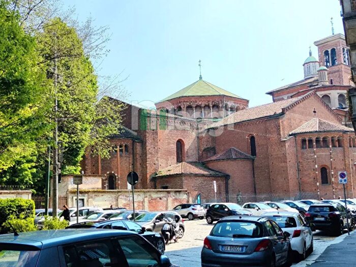 Appartamento trilocale in affitto in Largo Richini, Milano