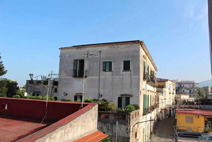 Appartamento bilocale in vendita in Via Addolorata Portici, Portici