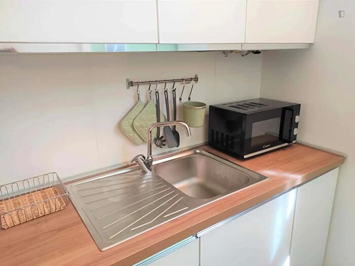 Appartamento monolocale in affitto in Viale Umbria, Milano