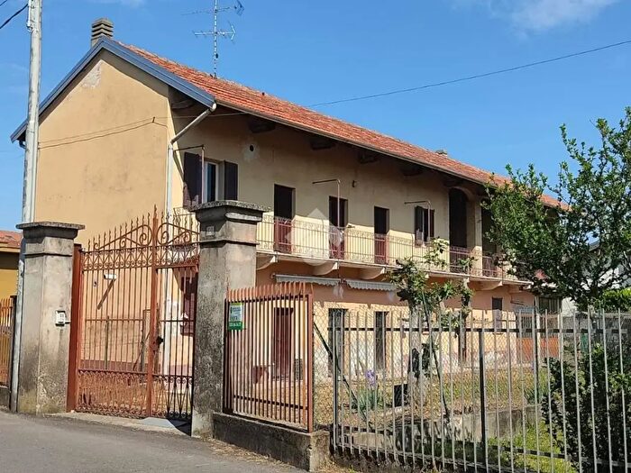 Casa monolocale in vendita in Via Giuseppe Garibaldi, Ferno