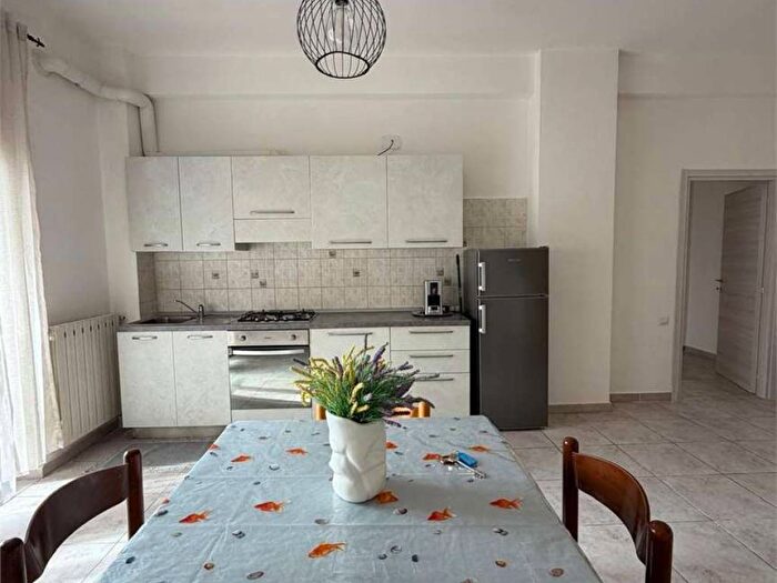 Appartamento trilocale in affitto in Via Dante Alighieri, San Marone San Giuseppe Risorgimento, Civitanova Marche