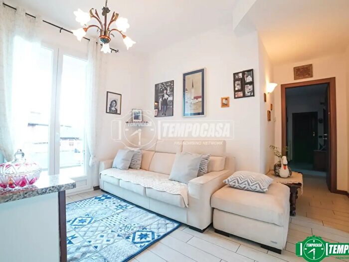 Appartamento con 5 locali in vendita in Via Bertarello, Baveno