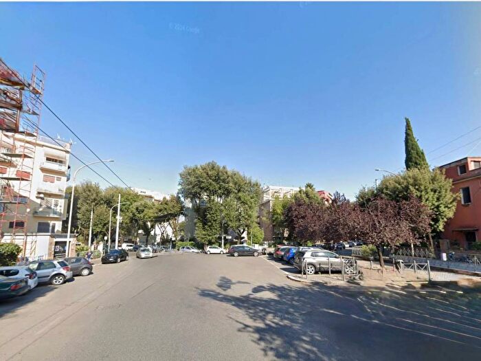 Appartamento quadrilocale in affitto in Piazza Elba, Città Giardino, Roma