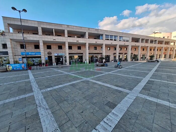 Appartamento quadrilocale in vendita in Via John Fitzgerald Kennedy Snc, Rende