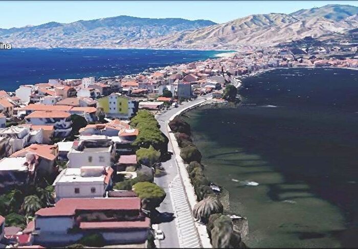 Casa con 5 locali in affitto in Via San Nicola dei Marinai, Ganzirri, Messina