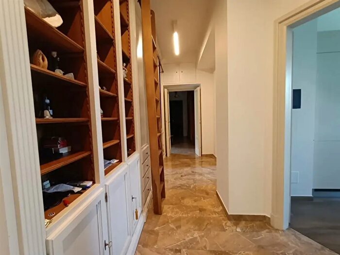 Appartamento trilocale in vendita in Milano