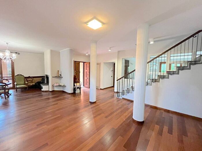 Casa con 6 locali in affitto in Strada Regionale Chiantigiana, Impruneta