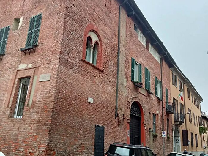 Appartamento monolocale in affitto in Via Alboino, Pavia