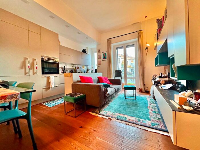 Appartamento trilocale in affitto in Piazzale Gabrio Piola, Città Studi, Milano