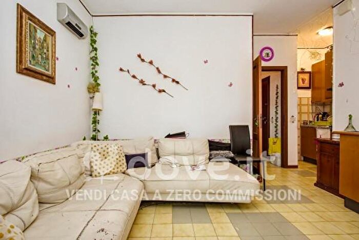 Appartamento bilocale in vendita in Via Agostino Paradisi, Reggio Emilia