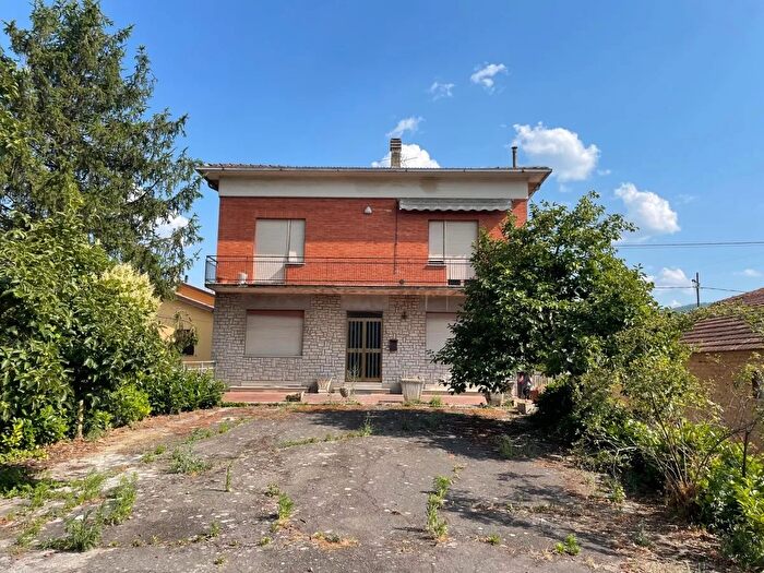 Casa con 12 locali in vendita in Perugia Panicale Tavernelle, Panicale