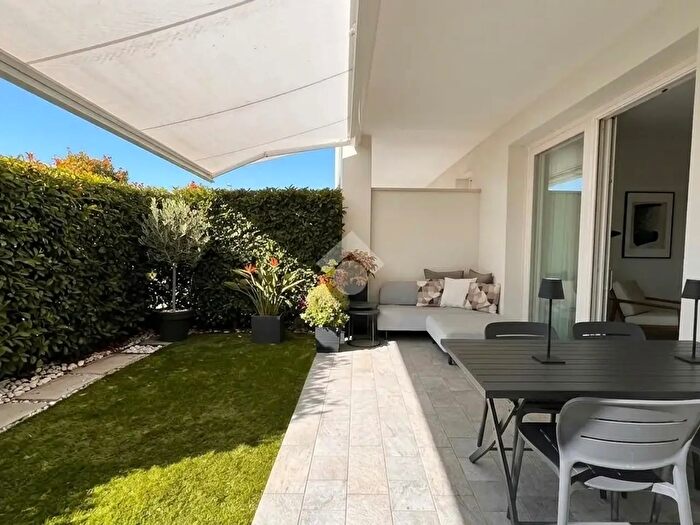 Casa quadrilocale in vendita in Via Ulisse, Jesolo