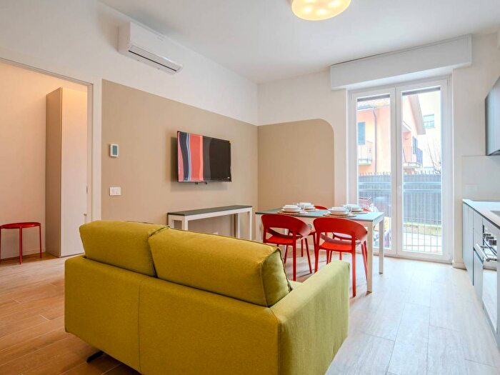 Appartamento trilocale in affitto in Via Brasile, Centro, Pioltello