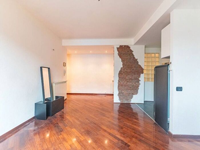 Appartamento bilocale in affitto in Via Pietro Maroncelli, Garibaldi Corso Como, Milano