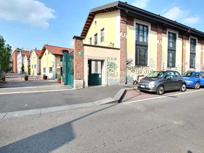 Case in Vendita e in Affitto - 2