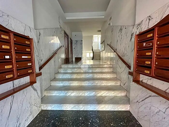 Appartamento monolocale in affitto in Via Pietro Castellino, Napoli