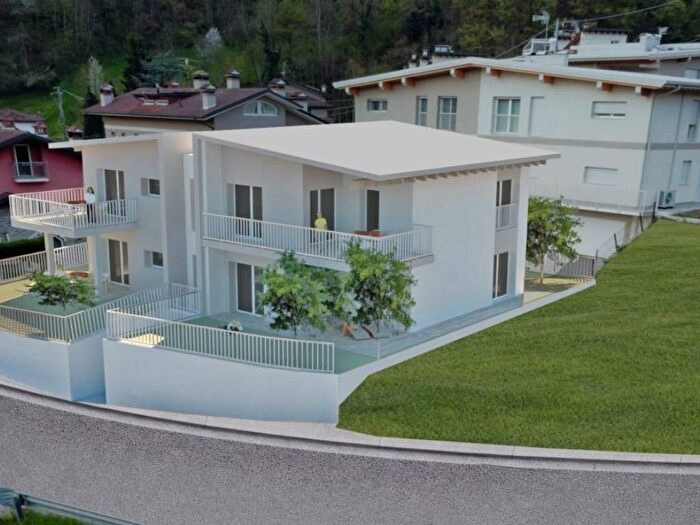 Appartamento quadrilocale in vendita in Via Figigola, Centro, Valdagno