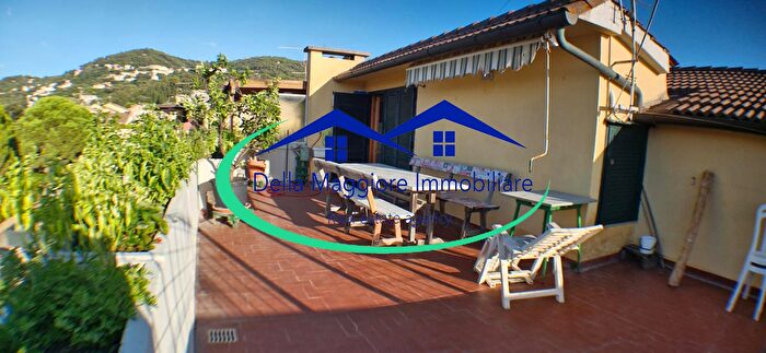 Casa con 5 locali in vendita in Livorno