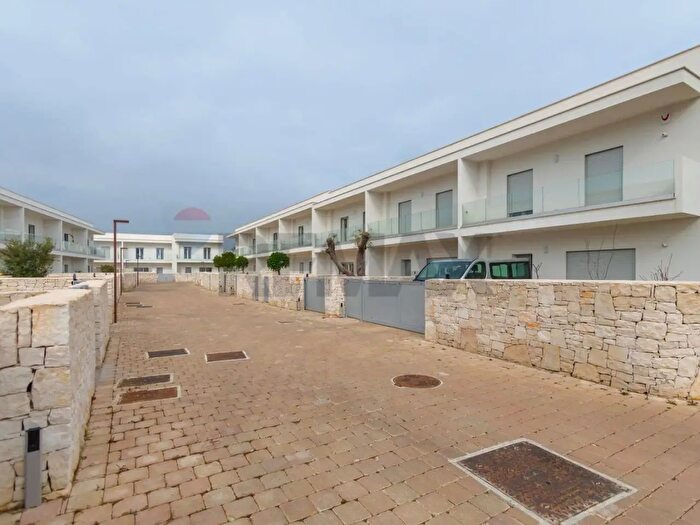 Casa quadrilocale in vendita in Stradella delle Monache, Bari