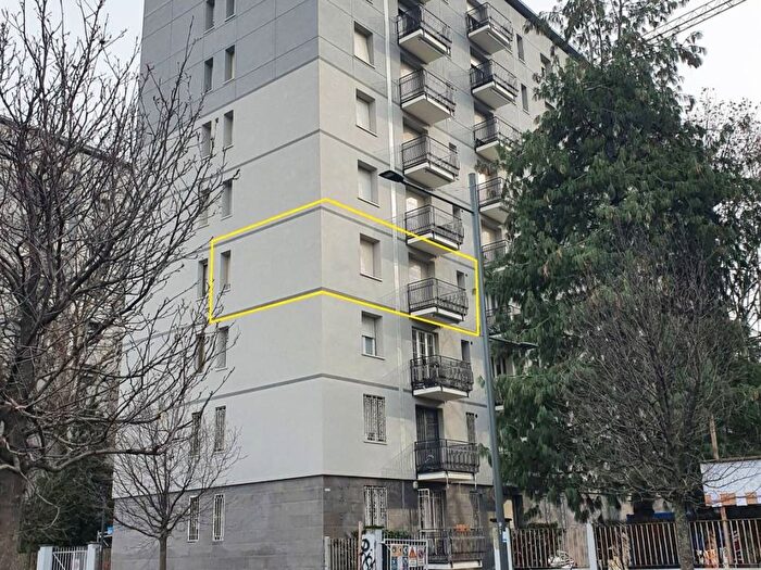 Case in Vendita e in Affitto - 3