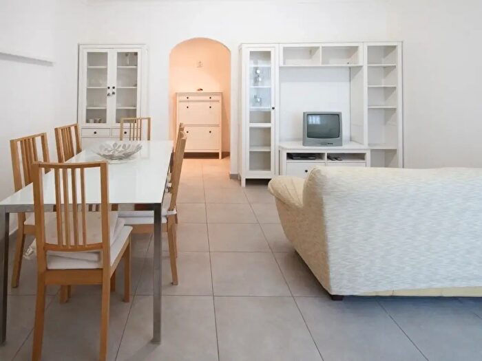 Appartamento quadrilocale in vendita in Via Aldo Moro, Luni