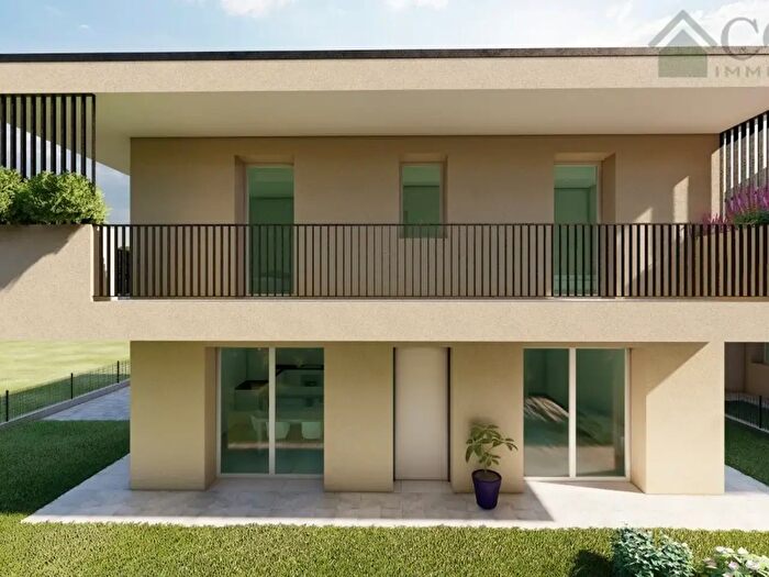 Casa con 5 locali in vendita in Via Don Gnocchi, Bressanvido