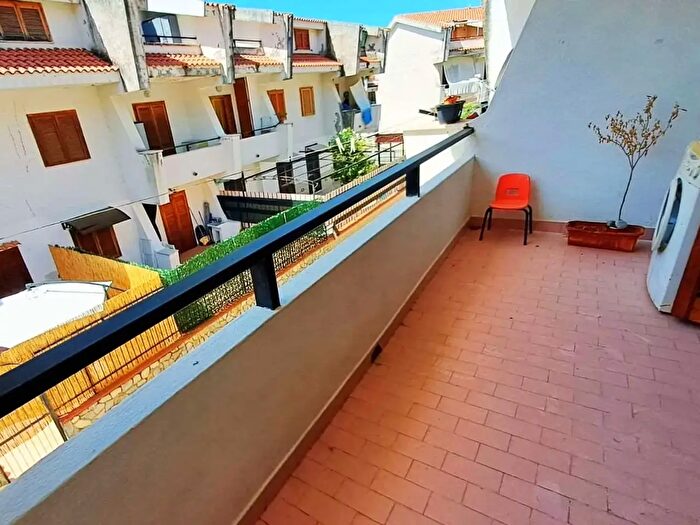 Appartamento trilocale in vendita in Via Egidio Covello, Scalea