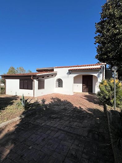 Casa quadrilocale in vendita in Viale Einaudi, Zagarolo