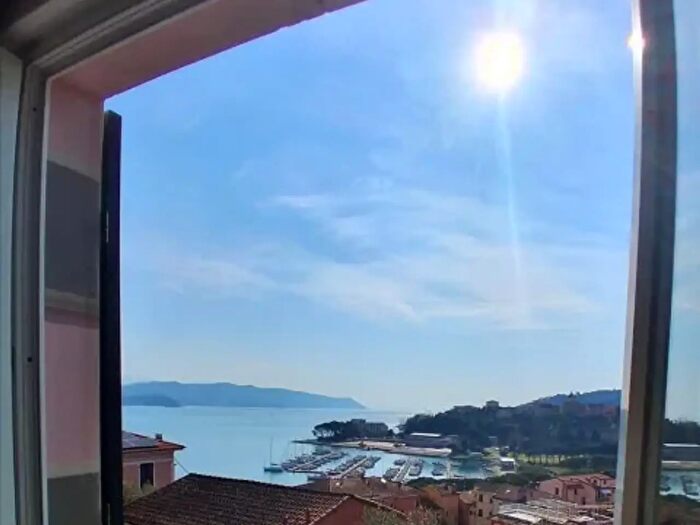 Appartamento trilocale in vendita in Viale Nicolò Fieschi, La Spezia