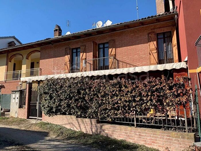 Casa con 5 locali in vendita in Strada Bianchi Bianchi At Italy, Villanova DAsti