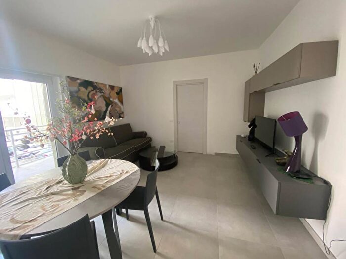 Appartamento trilocale in affitto in Corso Giuseppe Mazzini, Centro, Cosenza