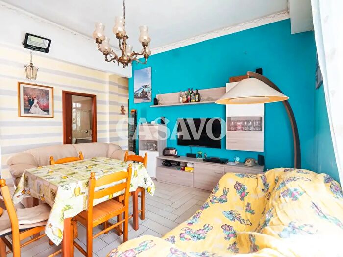Casa trilocale in vendita in Via Cosimo Cristina, Messina