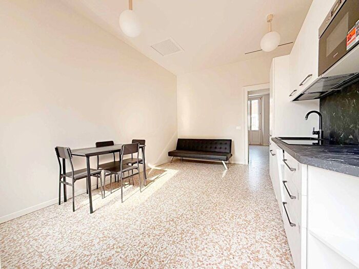 Appartamento bilocale in affitto in Via Antonio Stoppani, Morgagni, Milano