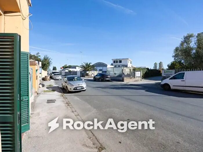 Appartamento bilocale in vendita in Via Provinciale Pisana, Livorno