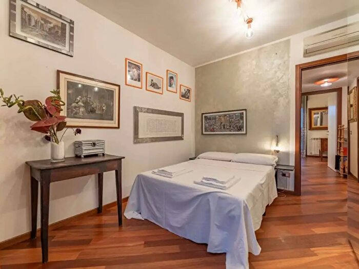 Appartamento monolocale in affitto in Via Rutilia, Milano