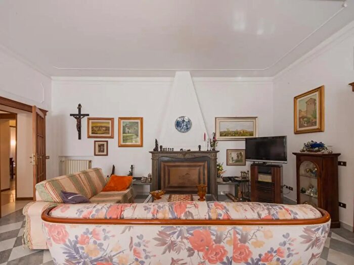Appartamento con 5 locali in vendita in Casciana Terme Lari