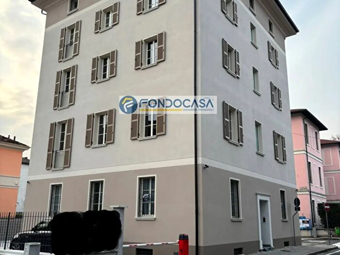 Appartamento trilocale in vendita in Via San Giovanni Bosco, Brescia