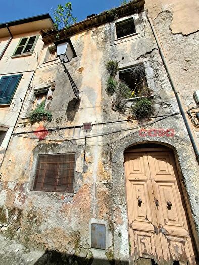 Casa trilocale in vendita in Via Pianello, Sora