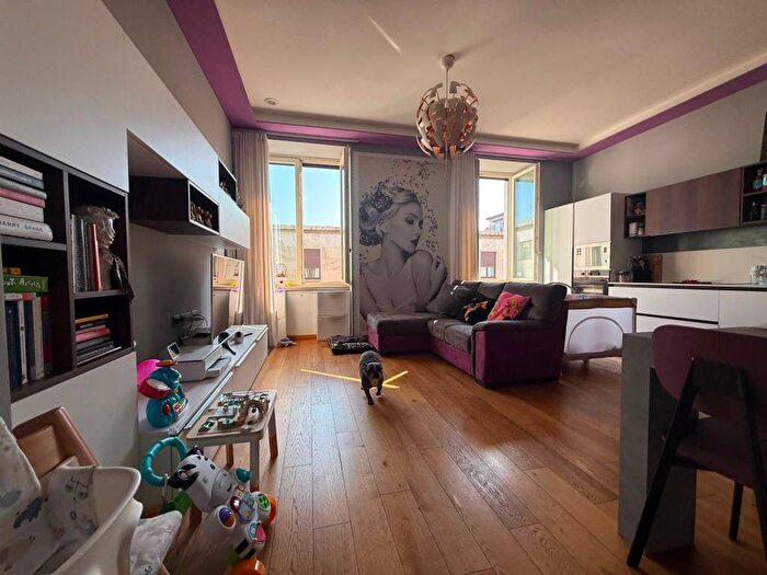 Appartamento bilocale in affitto in Piazza Comitato Liberazione Nazionale, Via Roma, Torino