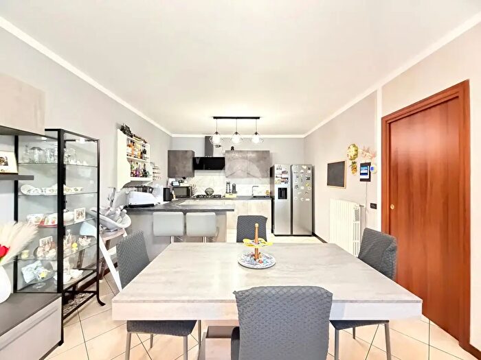 Appartamento trilocale in vendita in Via Giovanni XXIII, Azzano Mella