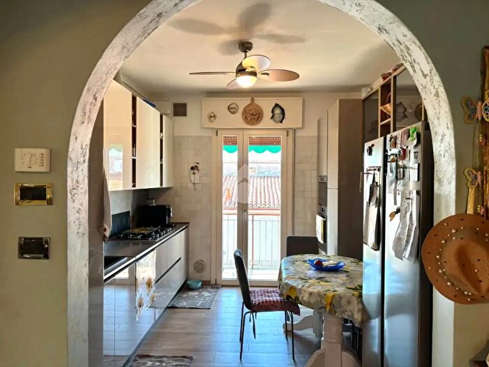 Appartamento trilocale in vendita in Via Adige, Venezia