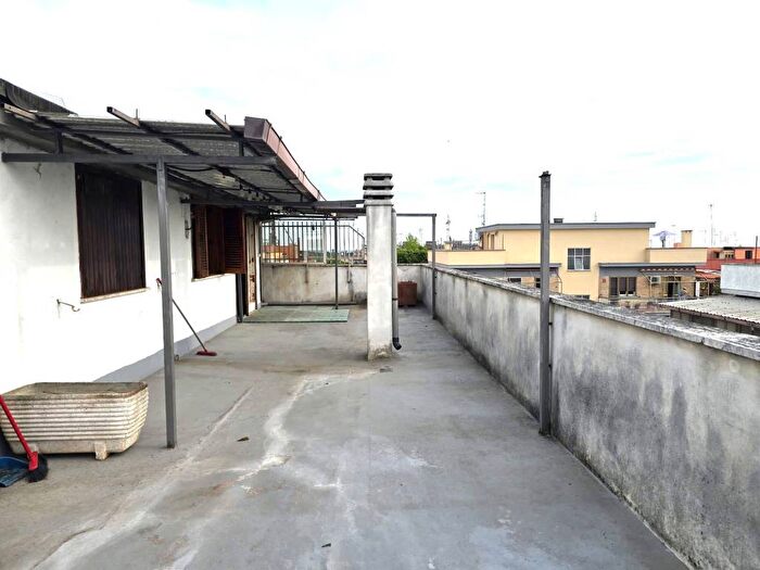 Appartamento trilocale in affitto in Via di Bravetta, Pisana Bravetta, Roma