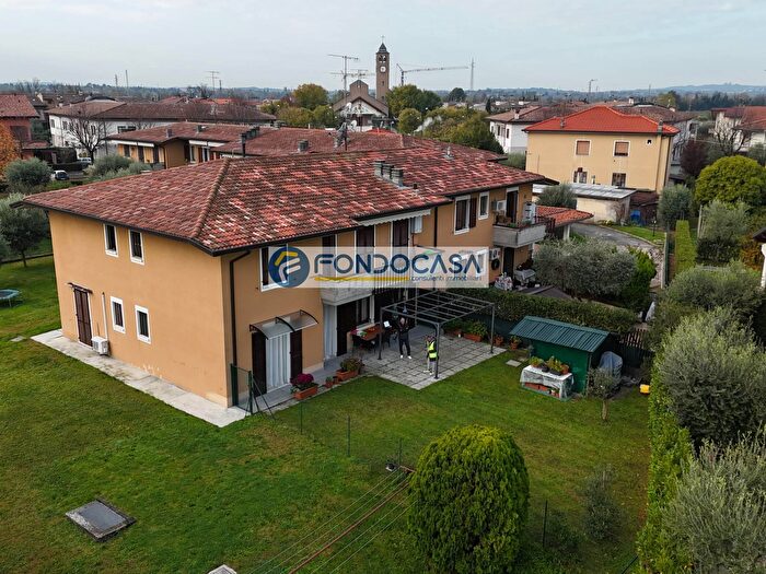 Appartamento trilocale in vendita in Via Unita Italia, Desenzano Del Garda