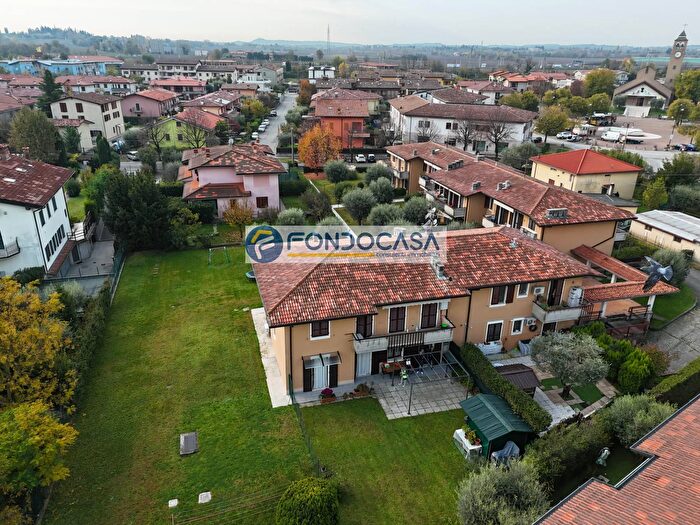 Case in Vendita e in Affitto - 3